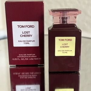 Tom Ford Lost Cherry Eau de Parfum – 7.5 ml Mini Dabber Spray New in Box Unisex